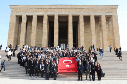 Bursalı 300 genç Ata'nın huzurunda