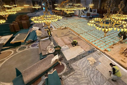 Ayasofya'daki restorasyon çalışmalarındaki iddialara yalanlama: Zemin tahrip edilmedi!