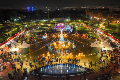 Yeni Yıl Coşkusu, ‘bursa Yeni Yıl Meydanı’nda Yaşanıyor