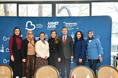 Ahmet Akın'dan 'kadın muhtar' vurgusu