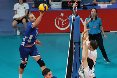 Bursa Büyükşehirli Efeler'den üst üste üçüncü galibiyet