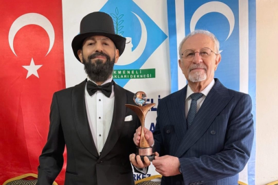 Akif Manaf “Barış ve İnsan Hakları Ödülü” ile Onurlandırıldı