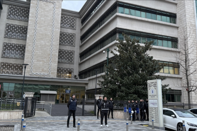 Bursa Büyükşehir Belediye Başkanı Mustafa Bozbey gözaltına alındı