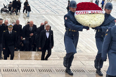 Romanlar ATA’nın huzurunda