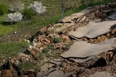 İnegöl’de Şiddetli Yağış Heyelanı Tetikledi: İki Mahalle Arasında Ulaşım Felç