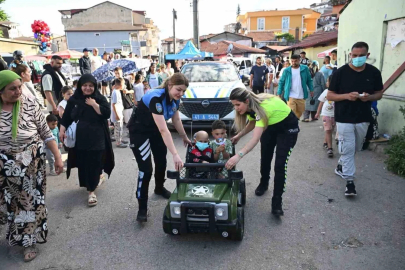 Kocaeli Polisinden Lösemi Hastası Minik Halime’ye Bayram Sürprizi