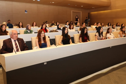 Gençler Nilüfer’de Geleceğe Hazırlanıyor