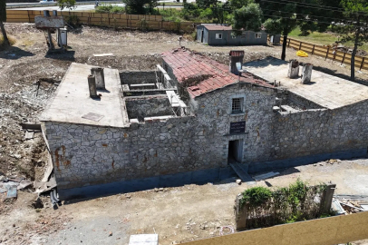 Düzce'de Tarihi Yapıda Restorasyon Çalışmaları Hız Kesmeden Sürüyor