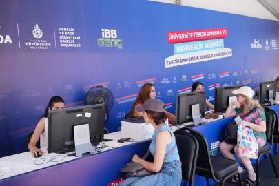 İBB, YKS Tercih Döneminde Gençlerin Yanında