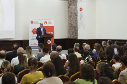 İletişim'den İzmir’de kamu personeline yönelik eğitim
