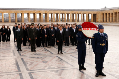 Karel 40. Yılında Anıtkabir’de
